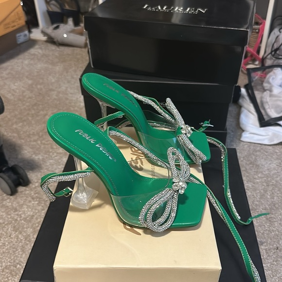 Public desire shoes ankle wrap up, Not leather sole - Picture 2 of 5